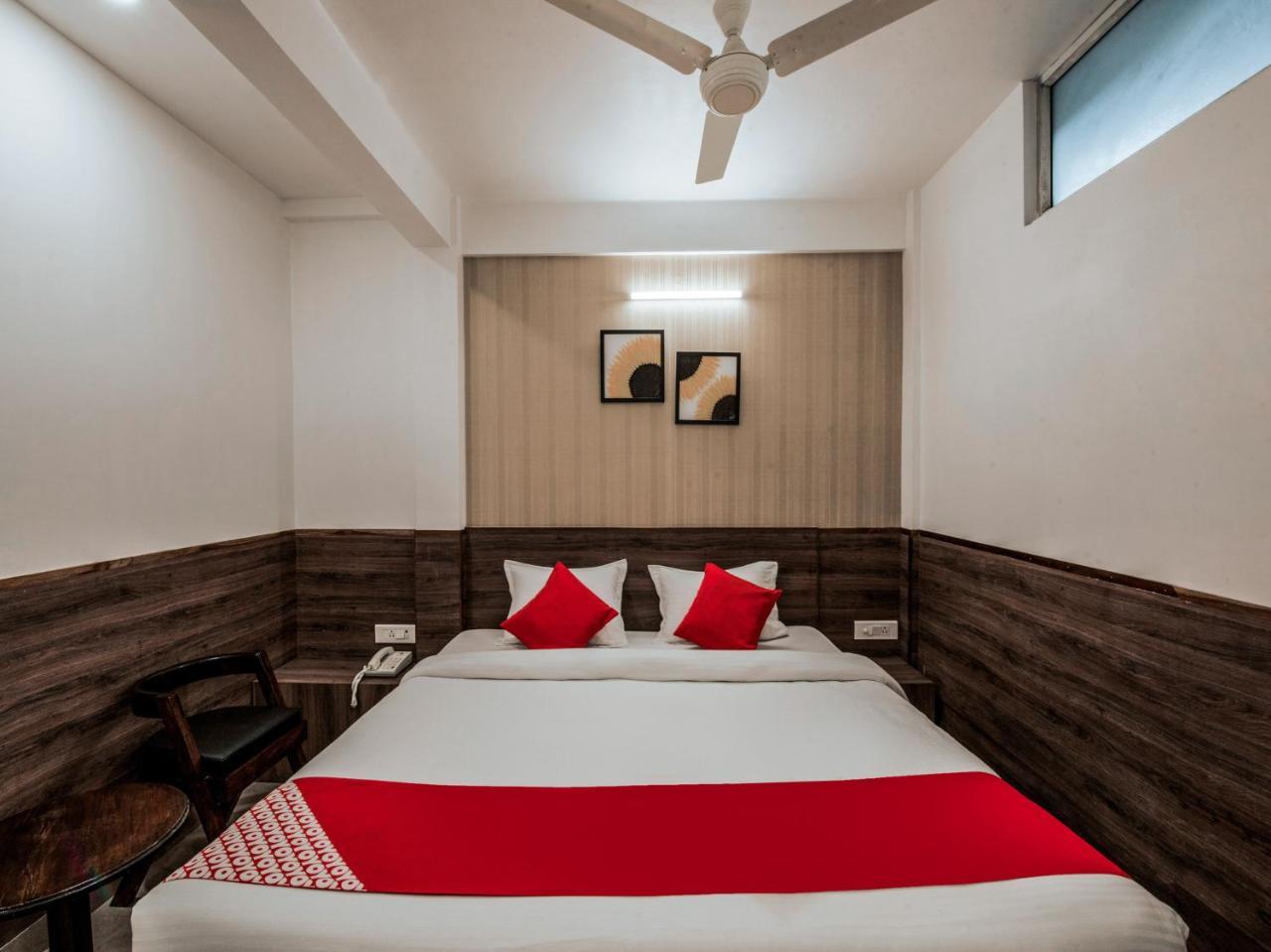Hotel Indiana Шиллонг Екстер'єр фото