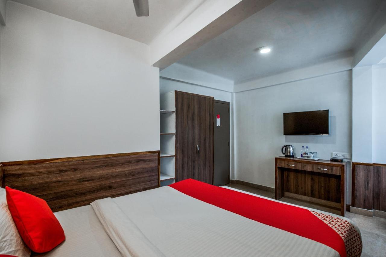 Hotel Indiana Шиллонг Екстер'єр фото